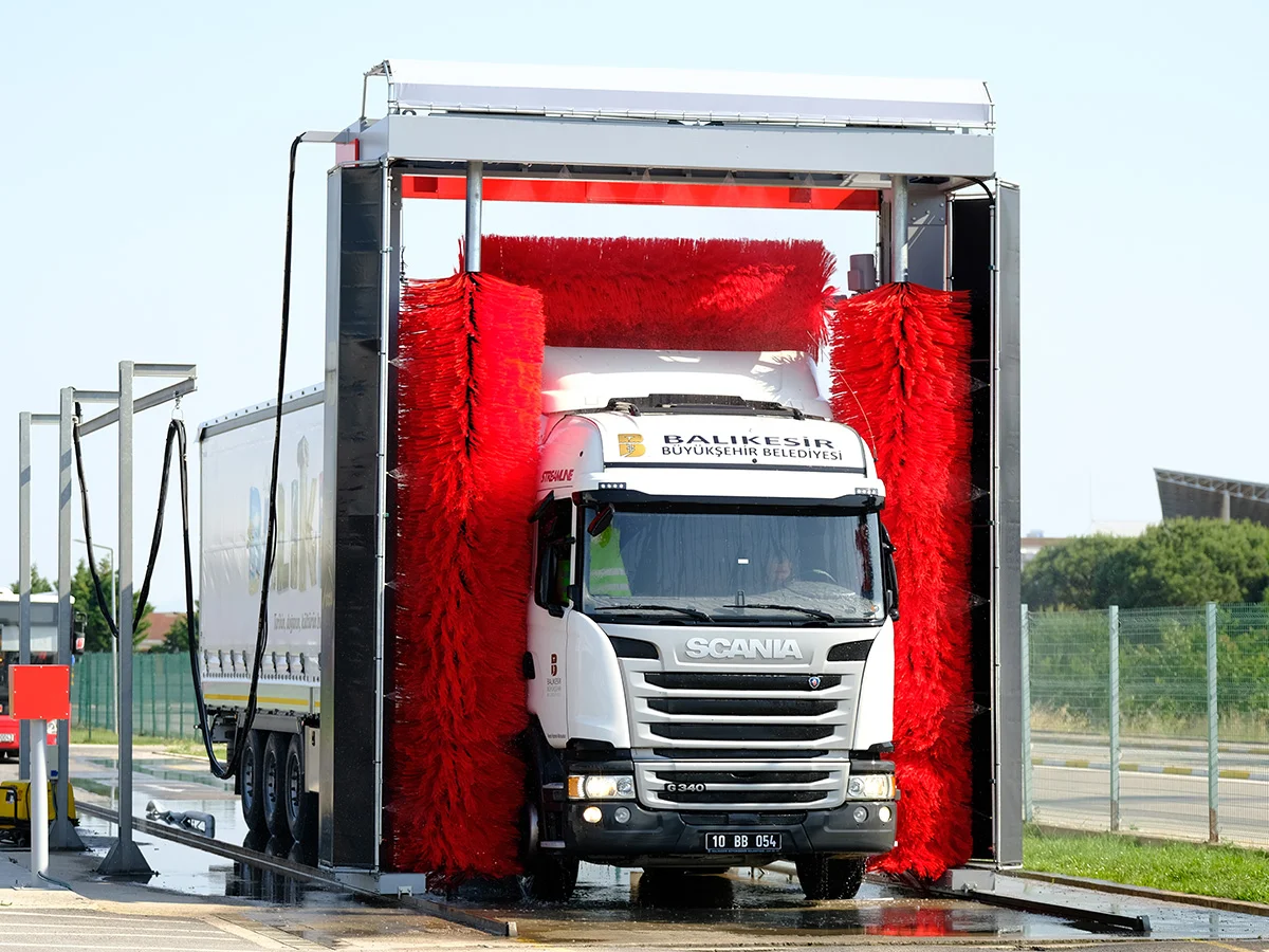 Balıkesir Toplu Taşıma İdaresine Otobüs ve Tır Yıkama makinemiz kuruldu.